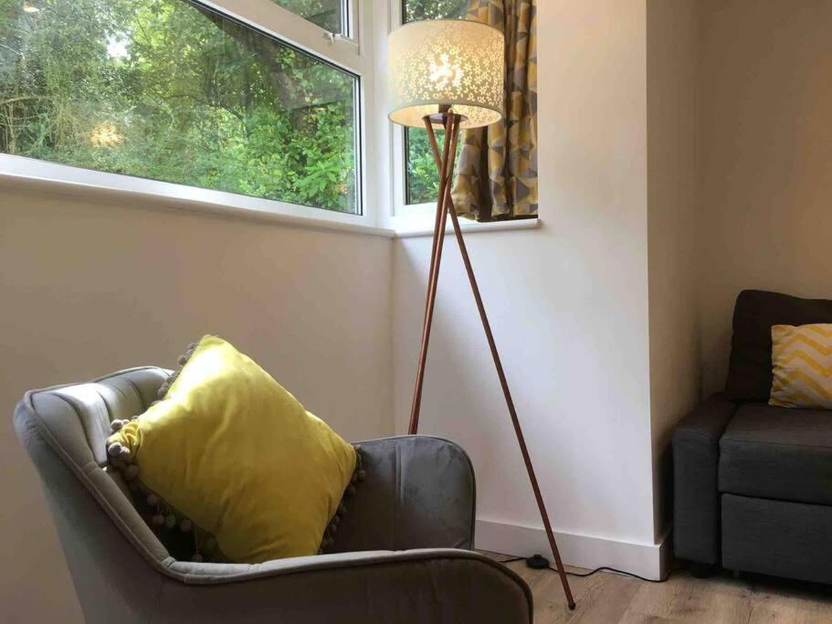 Bright And Spacious Annex Near Lymington With Private Garden Eksteriør bilde