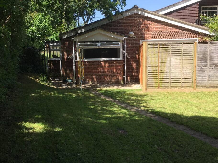 Bright And Spacious Annex Near Lymington With Private Garden Eksteriør bilde